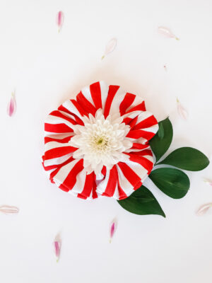 Organic cotton white and red stripes scrunchie with flower inside